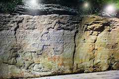 世界遺産盤亀川の岩壁画群