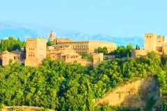 (スペイン)グラナダ(3泊)(世界遺産2件:グラナダのアルハンブラ(写真)・ヘネラリーフェ・アルバイシン地区、ウベダとバエーサのルネサンス様式の記念碑的建造物群)(他:渓谷町ロンダ)の写真