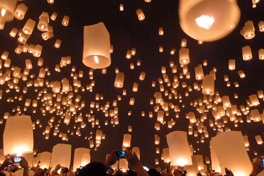 ロイクラトン祭り